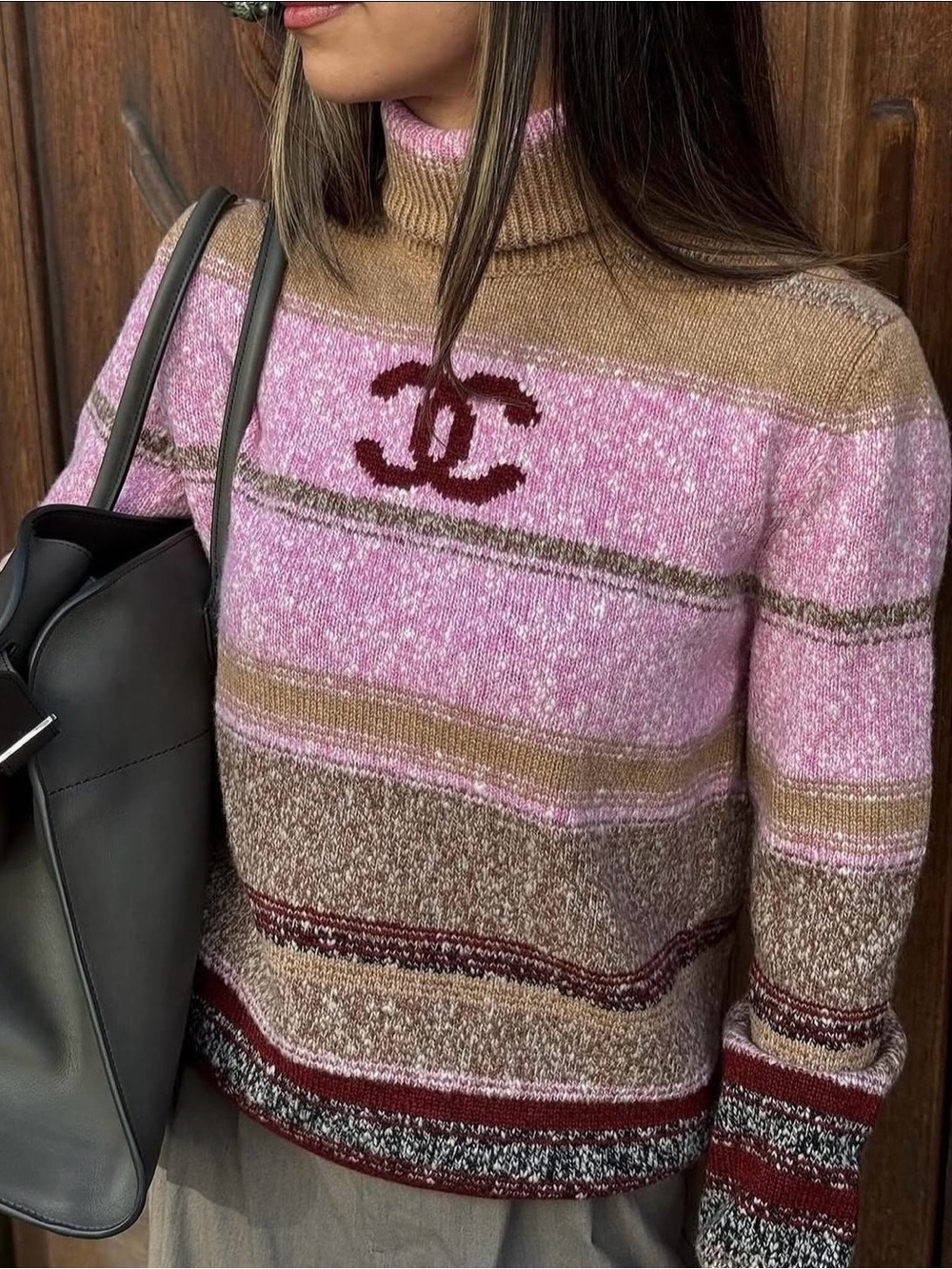 CHANEL 24N Coco Neige Striped CC Logo Turtleneck Knit Sweater Pink/Beige FR36